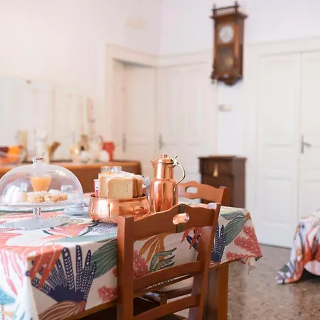 Nonna Nella Casa In Centro Apartment Ostuni Exterior photo